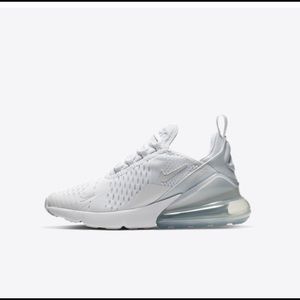 Nike Air Max 270 Big Kids' Shoe	
Size 4Y